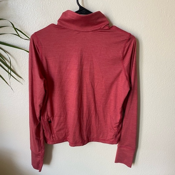 VUORI
Crescent Half Zip Pullover Women’s Heathered Pink Activewear Top Fit S - Picture 3 of 4